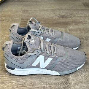 New Balance Men's 247 Gray Running Shoes